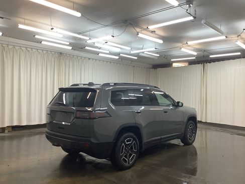 New 2026 Jeep Cherokee Laredo AWD/4WD image 5