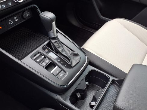 Used 2025 Honda CR-V EX image 22