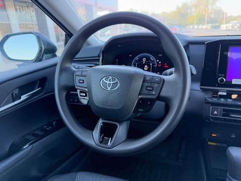 New 2026 Toyota Camry LE image 8