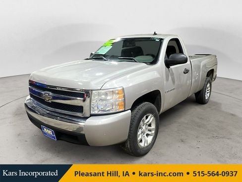 Used 2007 Chevrolet Silverado 1500 W/T w/ LS Package image 1