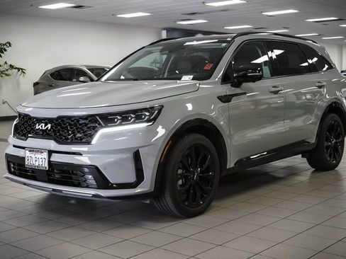 Used 2022 Kia Sorento SX FWD image 3