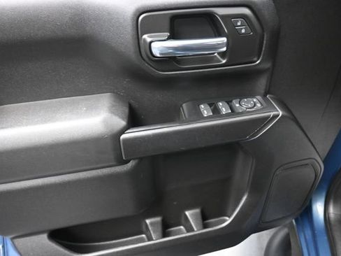 Used 2024 Chevrolet Silverado 1500 Custom w/ Turbomax Blackout Package AWD/4WD image 10
