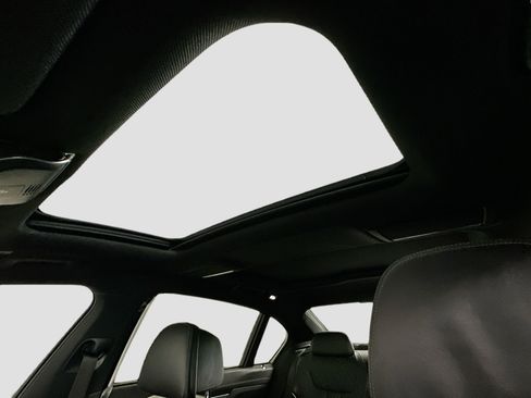 Used 2019 BMW 750i xDrive w/ Executive Package image 24