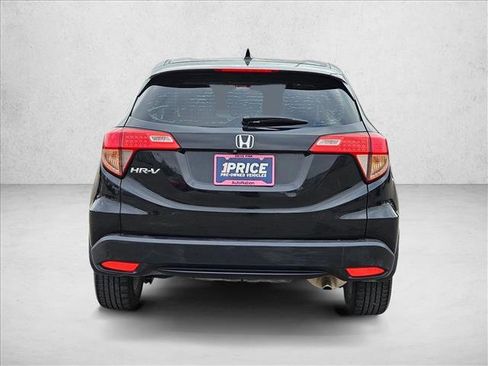 Used 2016 Honda HR-V LX image 6