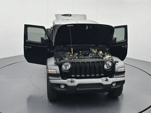 Used 2023 Jeep Wrangler Sport AWD/4WD image 44