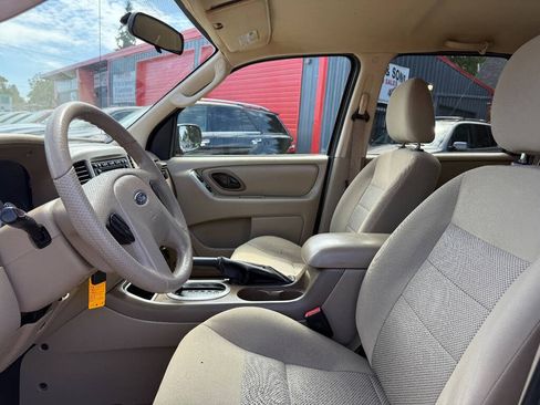Used 2006 Ford Escape XLT image 14