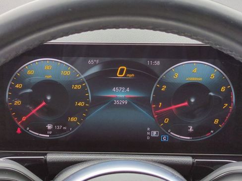 Certified 2022 Mercedes-Benz GLA 250 4MATIC image 26