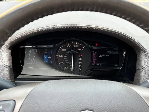 Used 2012 Lincoln MKX FWD image 29
