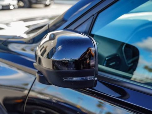 Used 2025 Honda Pilot Black Edition image 11