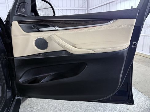 Used 2016 BMW X5 xDrive40e image 31