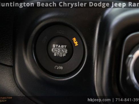 Used 2022 Jeep Wrangler Unlimited Sport image 23