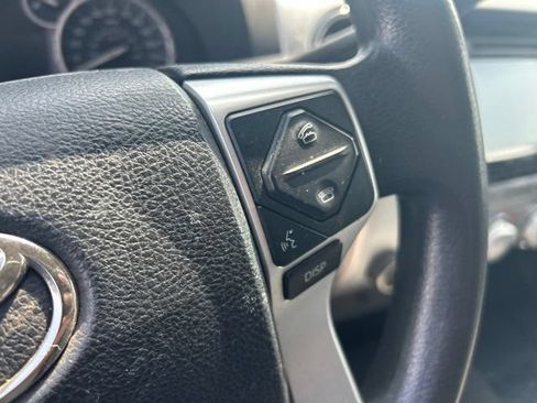 Used 2015 Toyota Tundra SR5 AWD/4WD image 38