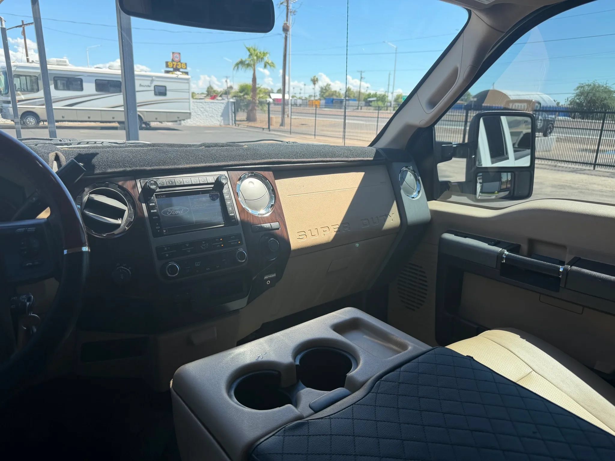 Used 2012 Ford F250 Lariat w/ Lariat Interior Pkg AWD/4WD image 22