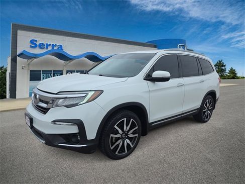 Used 2021 Honda Pilot Touring image 1
