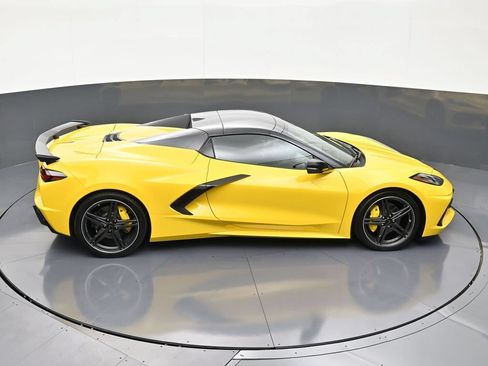 Used 2026 Chevrolet Corvette Stingray Preferred Conv w/ Stealth Interior Trim Package RWD image 17