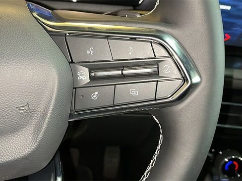 New 2026 Chevrolet Traverse LT w/ Sun and Wheel Package FWD image 22