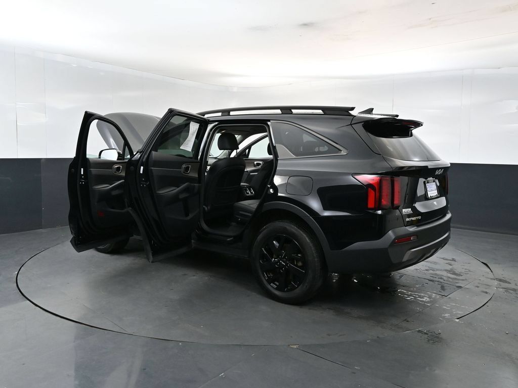 Certified 2023 Kia Sorento S AWD/4WD image 28