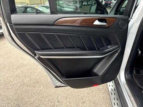 Used 2013 Mercedes-Benz GL 450 4MATIC image 18