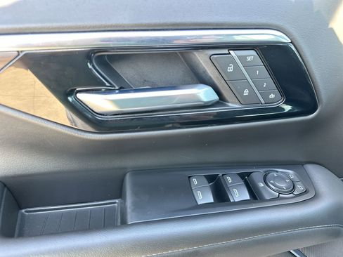 Used 2025 Chevrolet Tahoe LT image 14