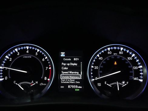 Used 2018 Toyota Highlander XLE FWD image 29