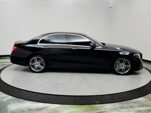 Used 2019 Mercedes-Benz E 300 E300 image 4