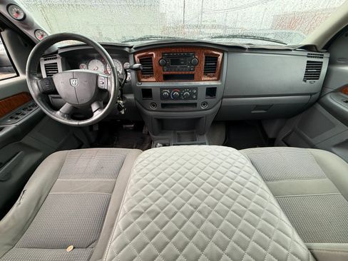 Used 2006 Dodge Ram 2500 Truck SLT image 19
