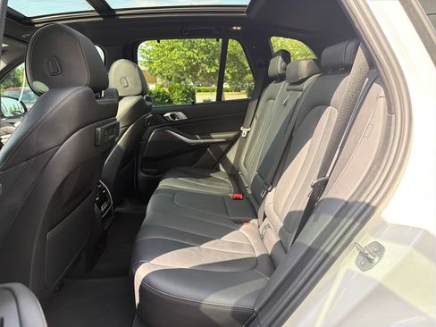 Used 2022 BMW X5 sDrive40i w/ Premium Package RWD image 26