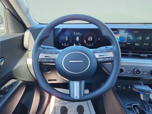 New 2026 Hyundai Kona SE FWD image 11