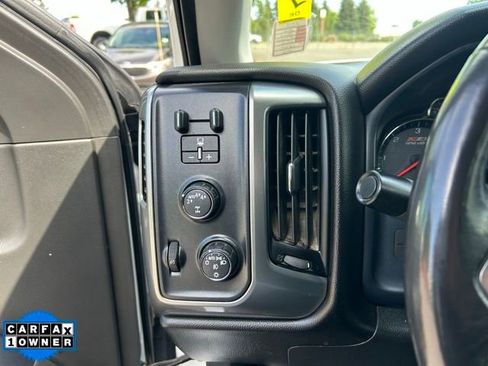 Used 2018 Chevrolet Silverado 1500 LT w/ All Star Edition AWD/4WD image 19