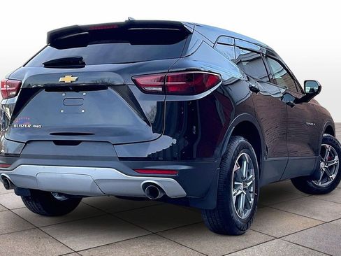 Used 2023 Chevrolet Blazer LT image 12