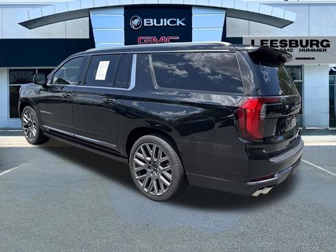 Used 2025 GMC Yukon XL Denali Ultimate AWD/4WD image 5
