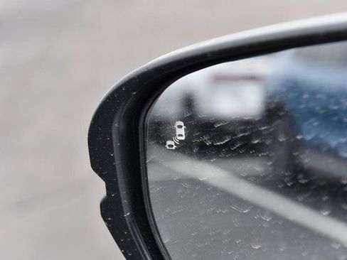 New 2026 Honda HR-V EX-L image 9