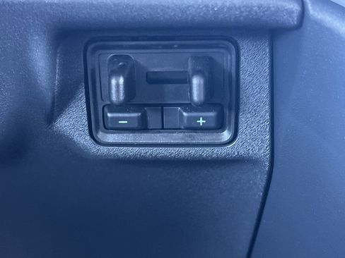 Used 2025 Ford Expedition Max Platinum w/ Stealth Performance Package image 10