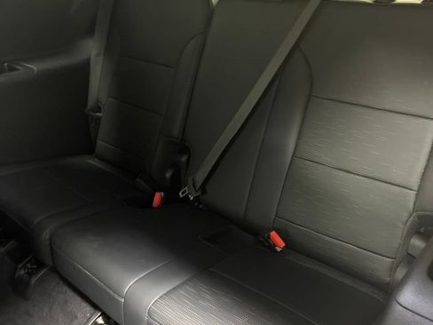 Used 2026 Buick Enclave Sport Touring AWD/4WD image 24