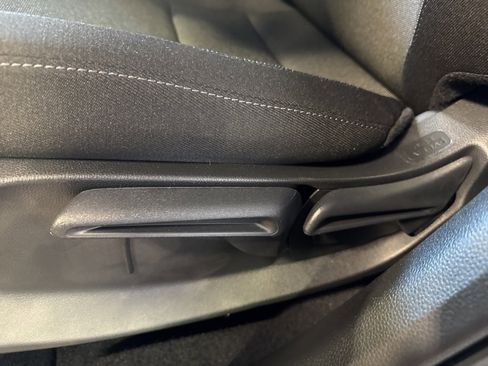 New 2025 Honda CR-V LX image 17