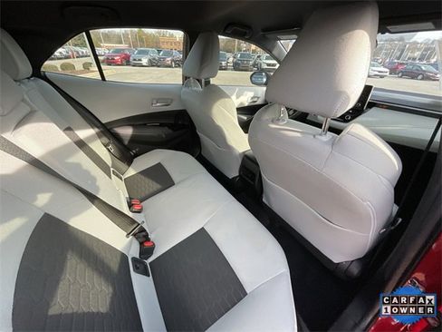 Used 2022 Toyota Corolla SE image 19