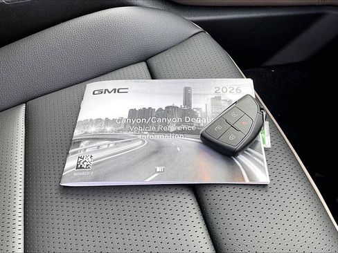 New 2026 GMC Canyon Denali AWD/4WD image 39