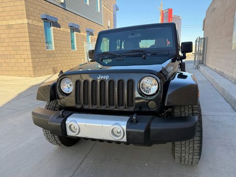 Used 2011 Jeep Wrangler Unlimited Sahara w/ Trailer Tow Group image 9