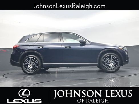 Used 2024 Mercedes-Benz GLC 300 4MATIC image 20