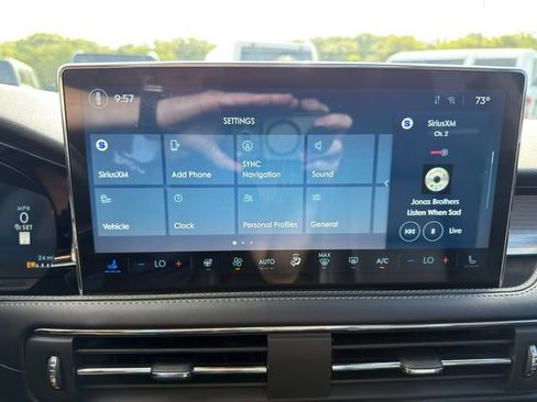 Used 2025 Lincoln Corsair FWD w/ Equipment Group 101A image 31