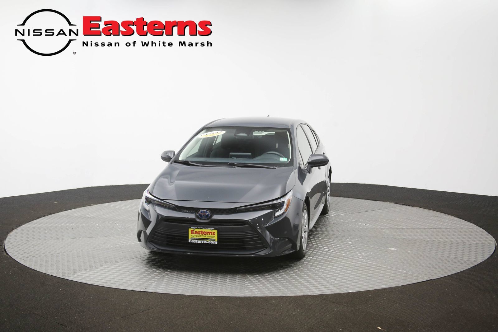 Used 2023 Toyota Corolla LE w/ Carpet Mat Package (TMS) FWD image 48
