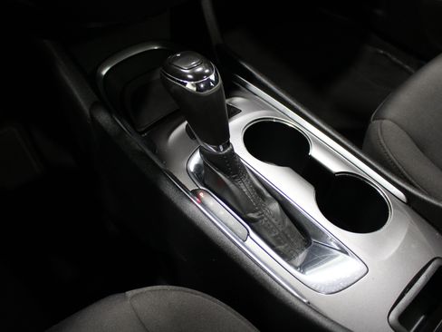 Used 2020 Chevrolet Malibu LT FWD image 20