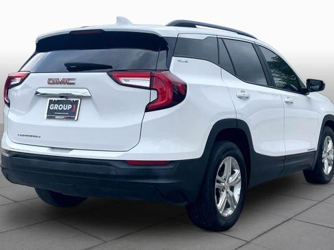 Used 2022 GMC Terrain SLE w/ Driver Convenience Package FWD image 13