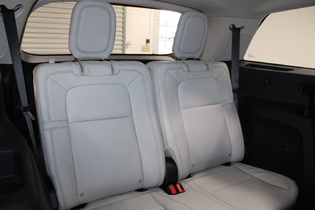 New 2027 Lincoln Aviator Reserve w/ Luxury Package AWD/4WD image 27