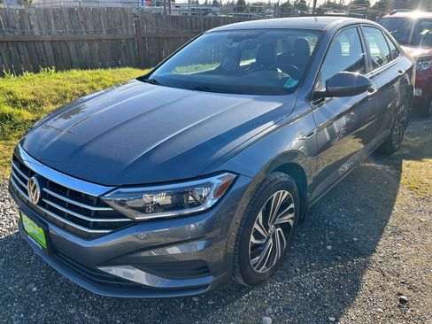 Used 2021 Volkswagen Jetta SEL image 1