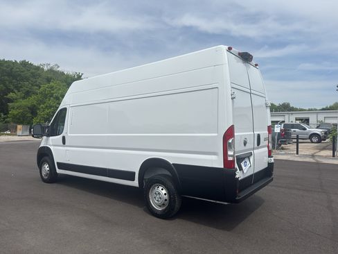 Used 2023 RAM ProMaster 3500 w/ Lane Management Group FWD image 5