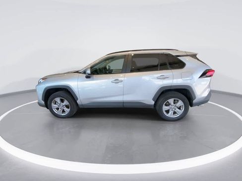 Used 2025 Toyota RAV4 XLE AWD/4WD image 5