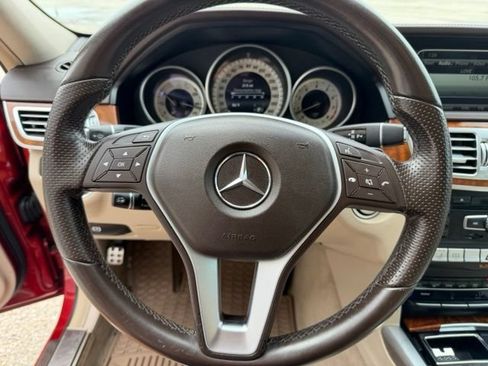 Used 2015 Mercedes-Benz E 400 Sedan image 14
