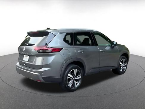 Used 2026 Nissan Rogue SL AWD/4WD image 15