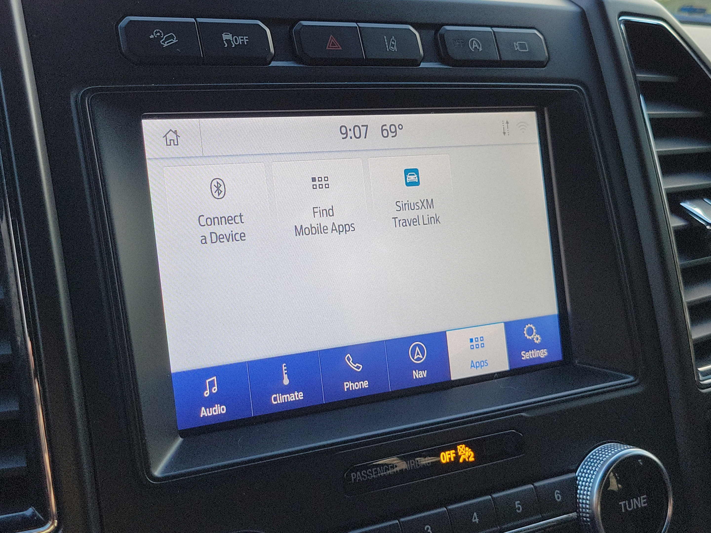 Used 2020 Ford Expedition Max Limited w/ Equipment Group 302A AWD/4WD image 28
